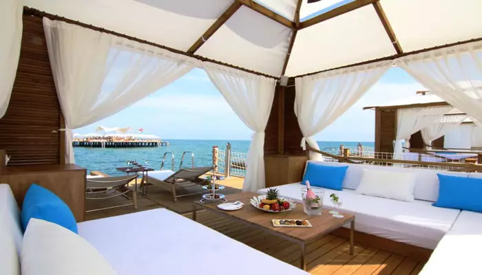 هتل رگنوم کاریا بلک آنتالیا